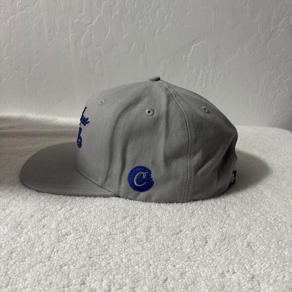 Cookies Intl. Script Logo Snapback – Grey - Picture 4 of 6